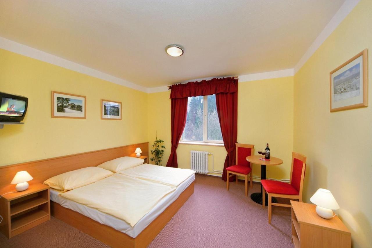 Hotel Harrachov Inn Kültér fotó