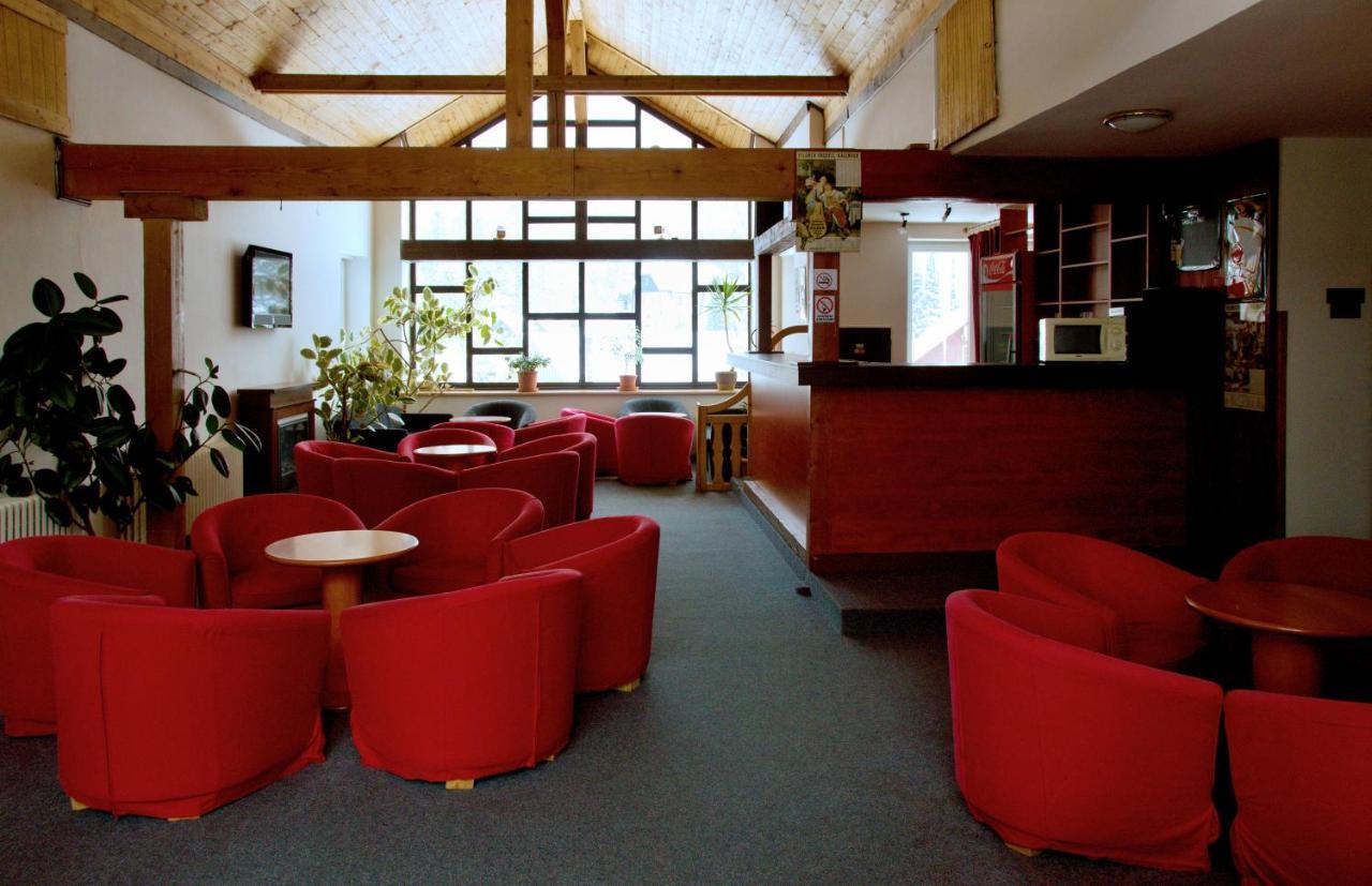 Hotel Harrachov Inn Kültér fotó