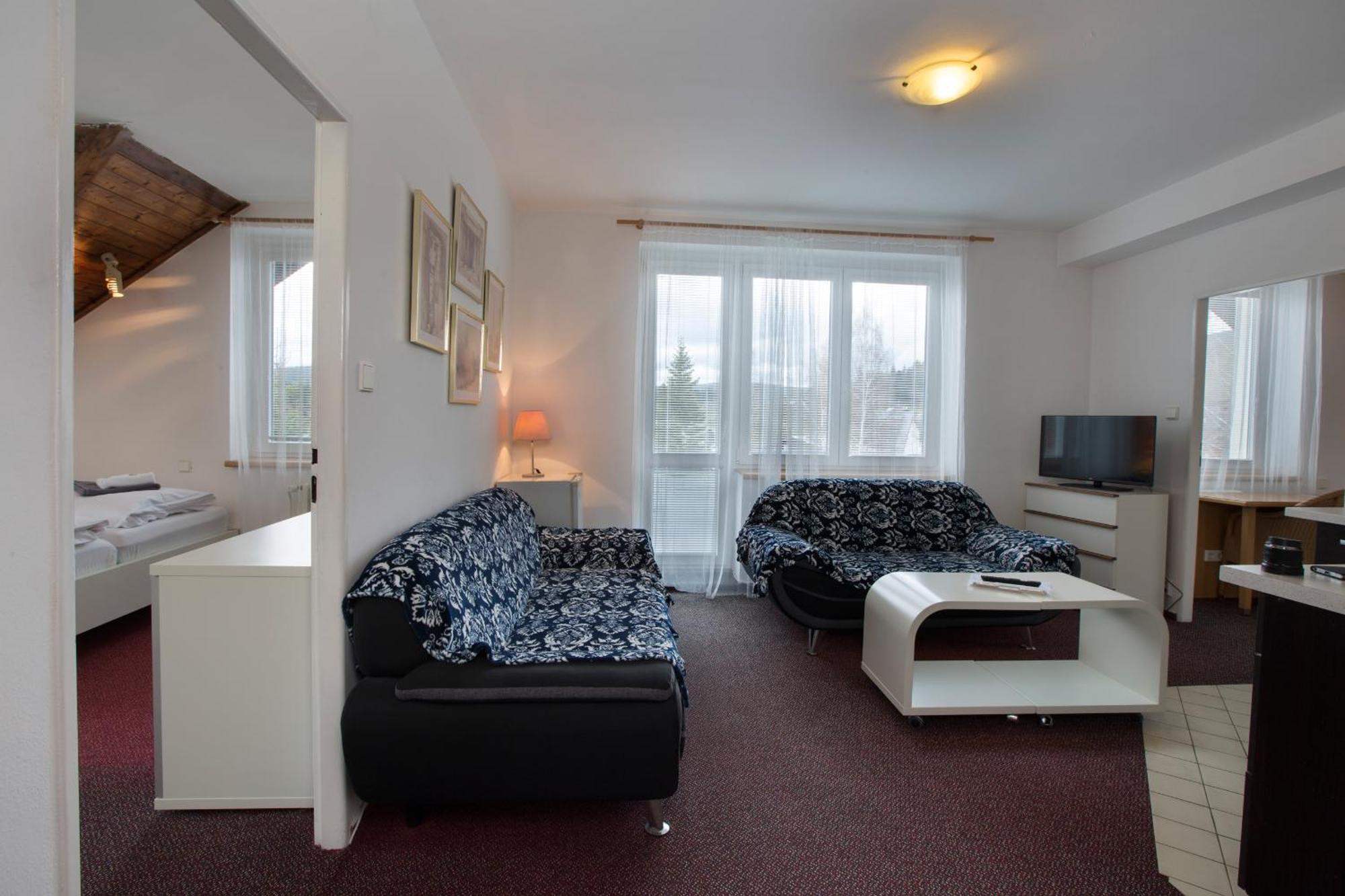 Hotel Harrachov Inn Kültér fotó